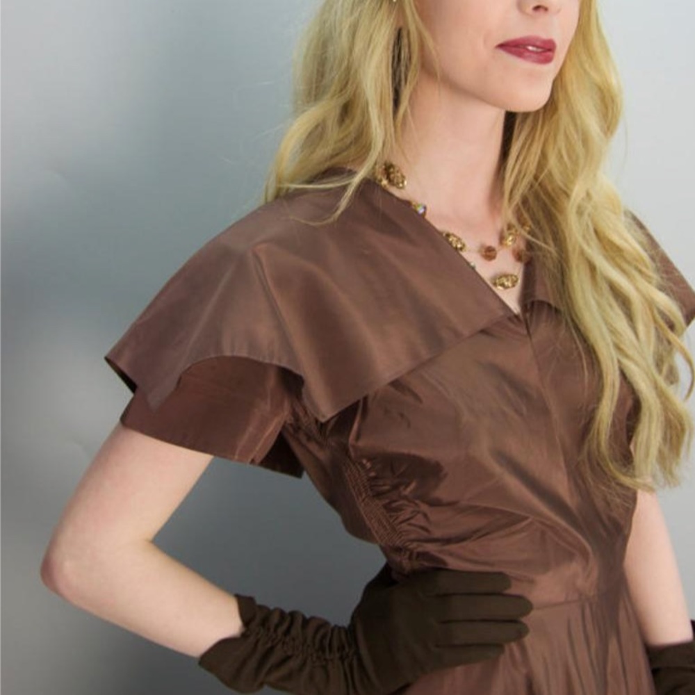 Gorgeous shimmering brown vintage midi dress - Picture 3 of 5